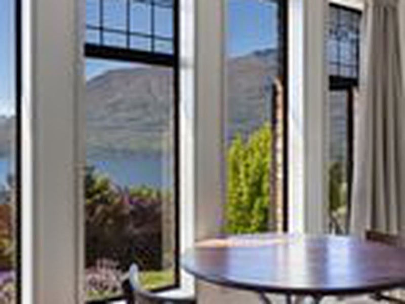 10 Moss Lane, Sunshine Bay, Queenstown - Carousel 17