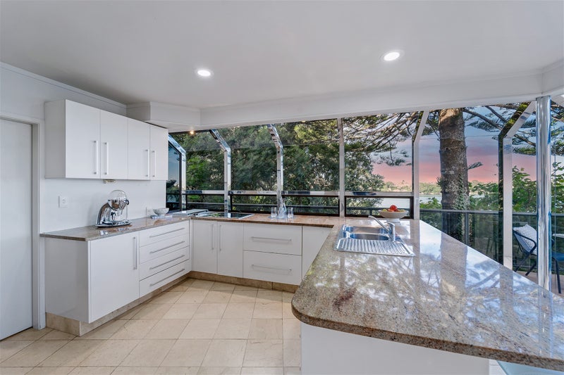 29 Hinemoa Street, Birkenhead, Auckland - Carousel 2
