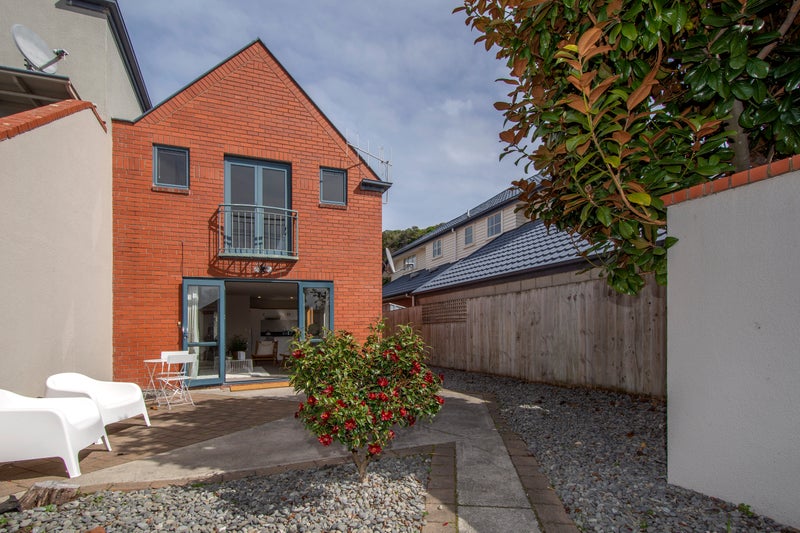 4/56 Nayland Street, Sumner, Christchurch - Carousel 1