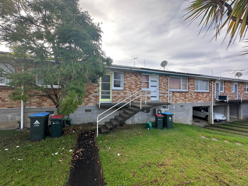 3/2 Thatcher Street, Mission Bay, Auckland - Carousel 1