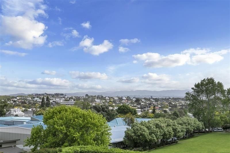 2C/15 Blake Street, Ponsonby, Auckland - Carousel 12