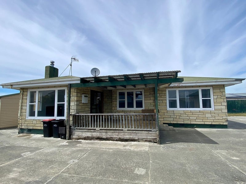 9 Percy Bear Terrace, Onekawa, Napier - Carousel 1