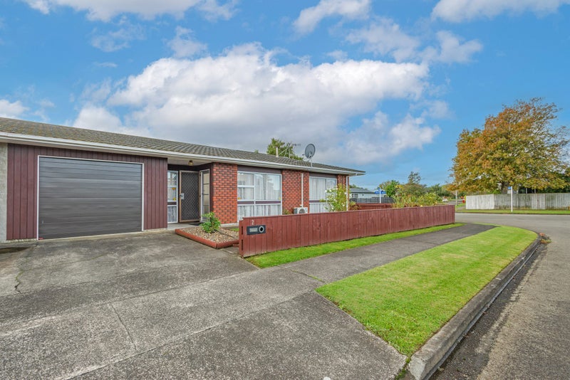 2 Moyne Avenue, Milson, Palmerston North - Carousel 2