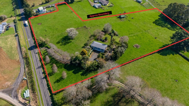 407 Koromatua Road, Temple View, Hamilton - Carousel 1