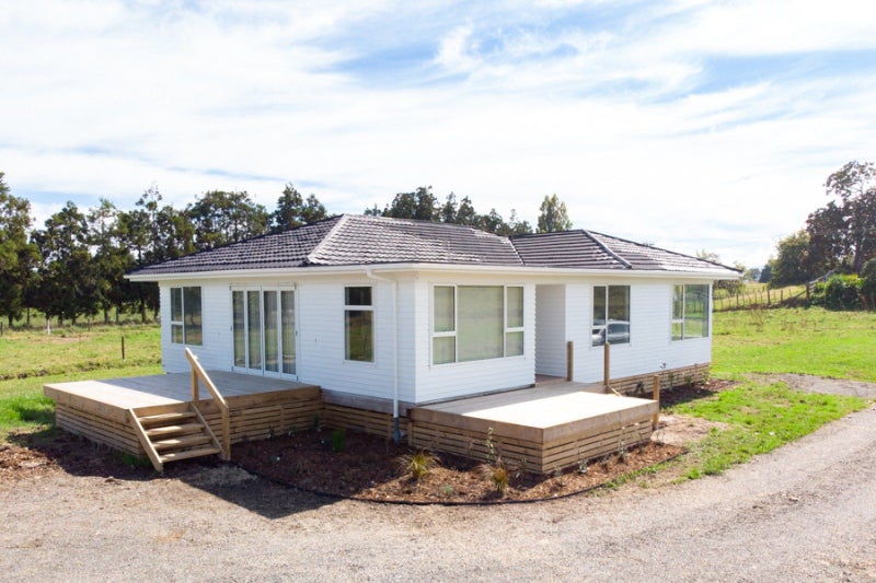 24 Wharf Road, KEREPEHI, PAEROA - Carousel 1