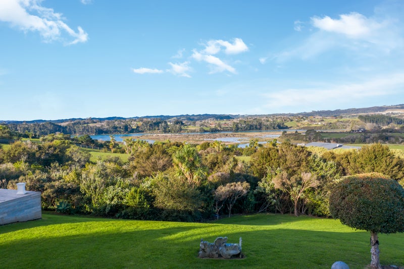 129 Broomfields Road, Howick - Carousel 2