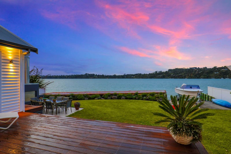76 The Terrace, Herald Island, Auckland - Carousel 2
