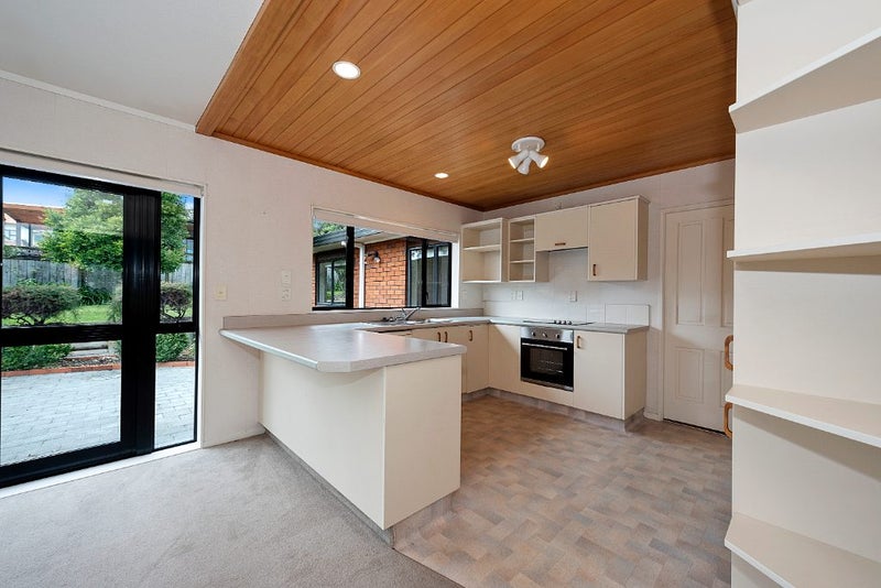 263 Grandview Road, Western Heights, Hamilton - Carousel 2