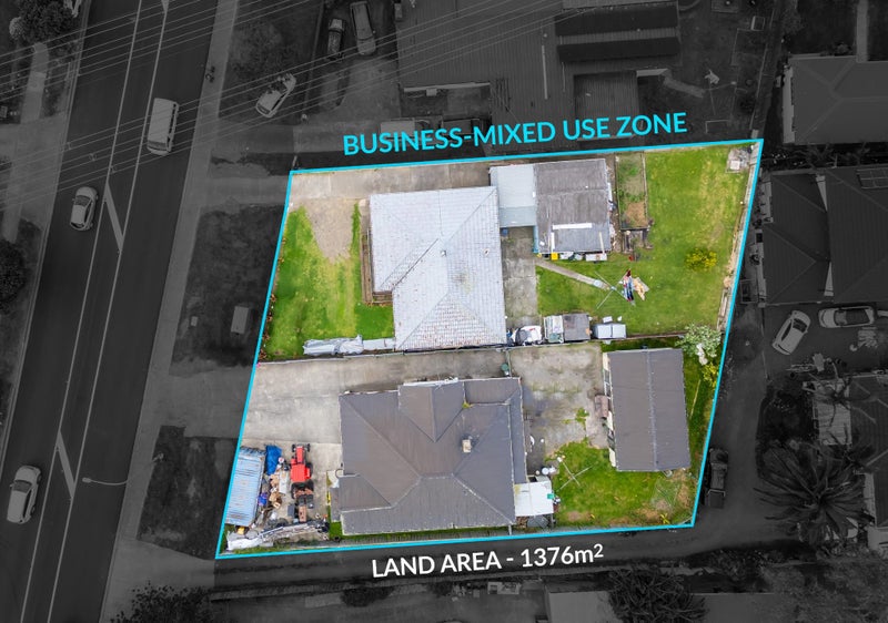 306 Massey Road, Mangere East, Auckland - Carousel 1
