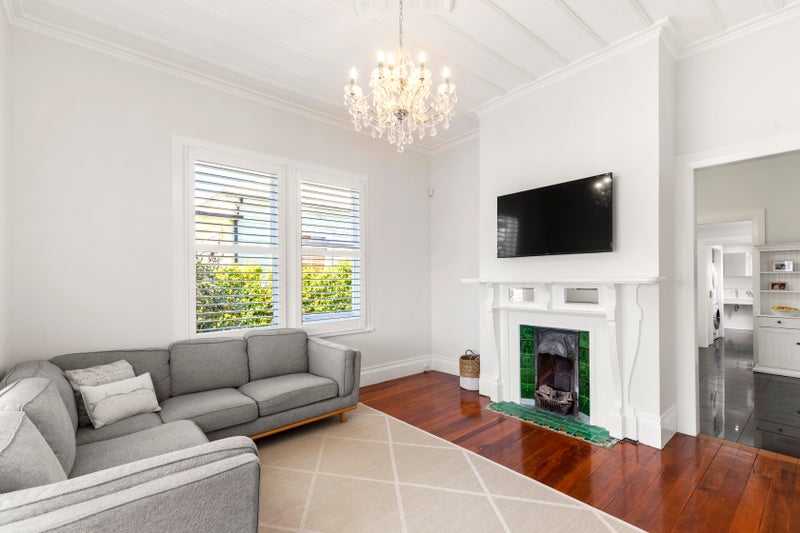 29 Aramoana Avenue, Devonport, Auckland - Carousel 2
