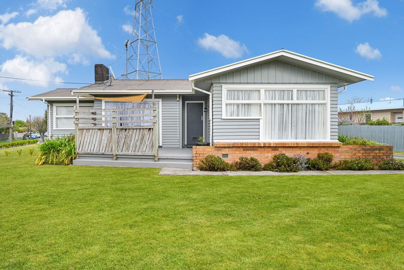 1 Leeds Street, Silverdale, Hamilton - Carousel 2