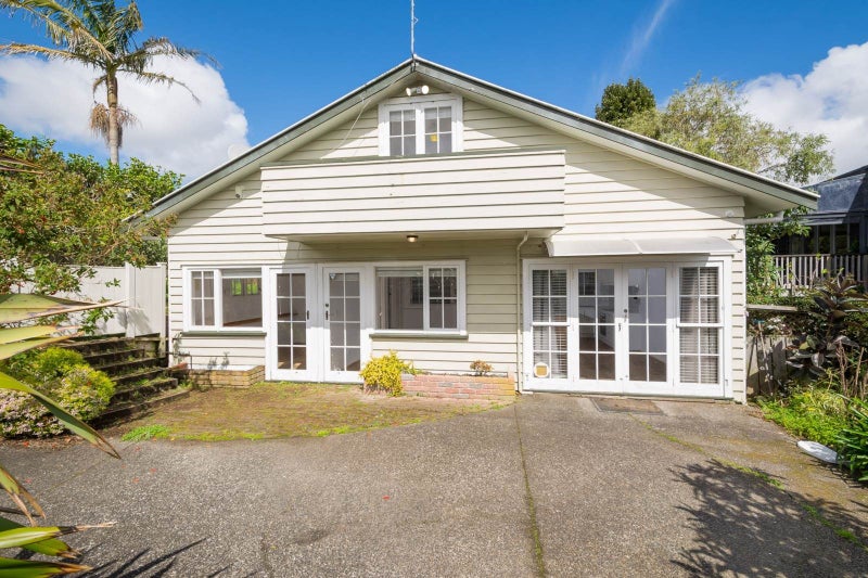 45A Morningside Drive, Mount Albert, Auckland - Carousel 2