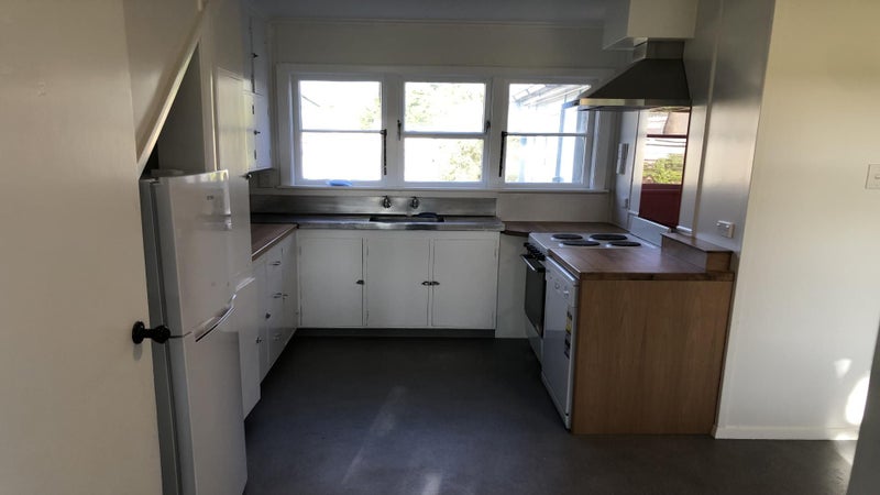 479D Riverside Drive, Fairfield, Lower Hutt - Carousel 2