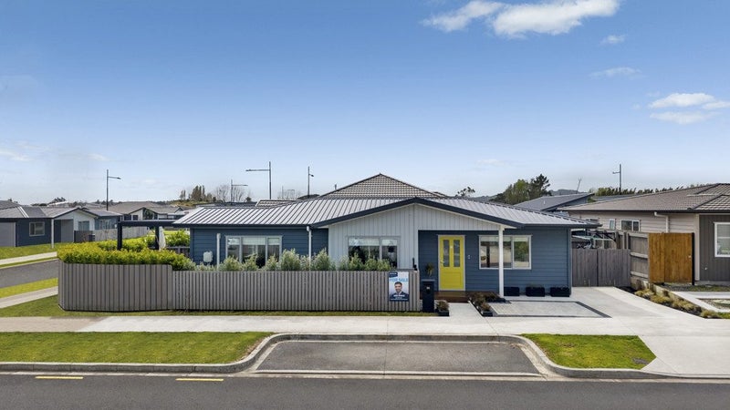 30 Whareatua Avenue, Takanini, Auckland - Carousel 1