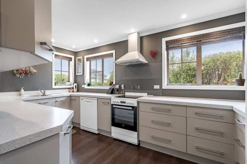 194 Racecourse Road, Glengarry, Invercargill - Carousel 1