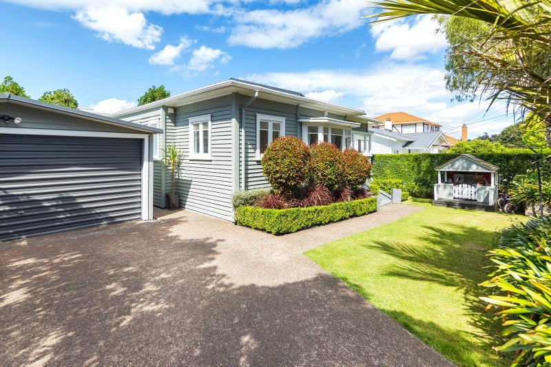 22 Foch Avenue, Mount Roskill, Auckland - Carousel 2