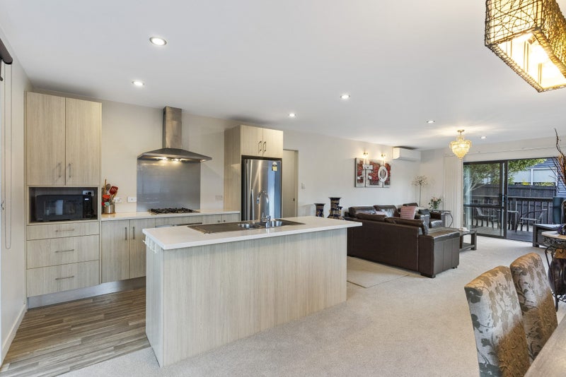 165A Beach Haven Road, Beach Haven, Auckland - Carousel 2