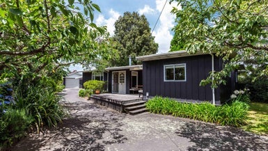 24 Aubrey Crescent, Rainbow Point, Taupo - Carousel 1