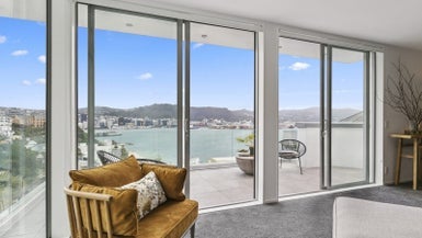4A/22 Telford Terrace, Oriental Bay, Wellington - Carousel 1