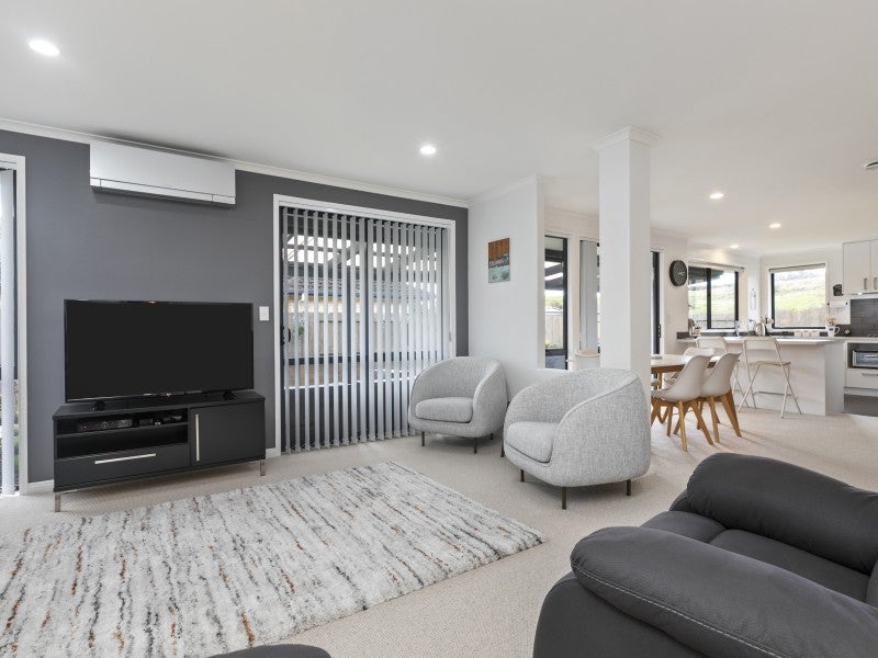 82 Sterling Gate Drive, Bethlehem, Tauranga - Carousel 2