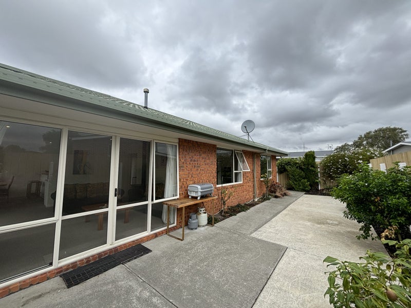 1/37 Waimairi Road, Upper Riccarton, Christchurch - Carousel 16