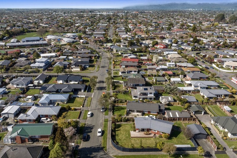 25 Fairford Street, Bishopdale, Christchurch - Carousel 20