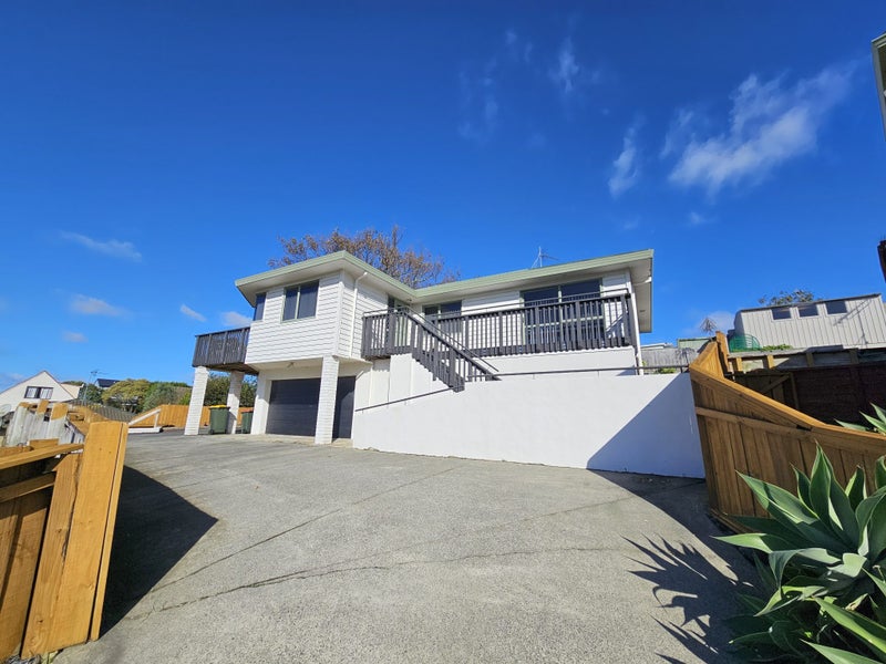 24 Carillon Place, Massey, Auckland - Carousel 1