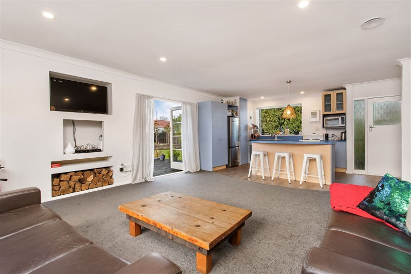 14 Englefield Road, Belfast, Christchurch - Carousel 2