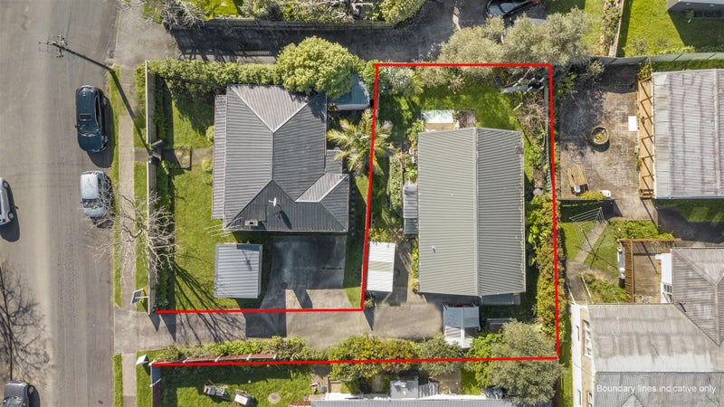 2/33 Egremont Street, Belmont, Auckland - Carousel 2