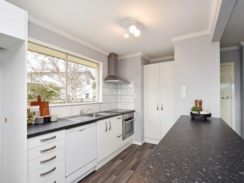 27 Vernon Street, Kingswell, Invercargill - Carousel 2