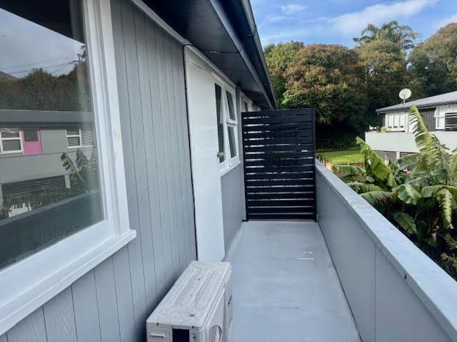 6/11 Don Croot Street, Western Springs, Auckland - Carousel 8