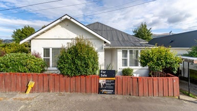 16 Sargood Street, Maori Hill, Dunedin - Carousel 1