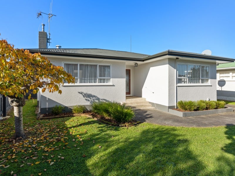 28 Nottingham Avenue, Awapuni, Palmerston North - Carousel 2