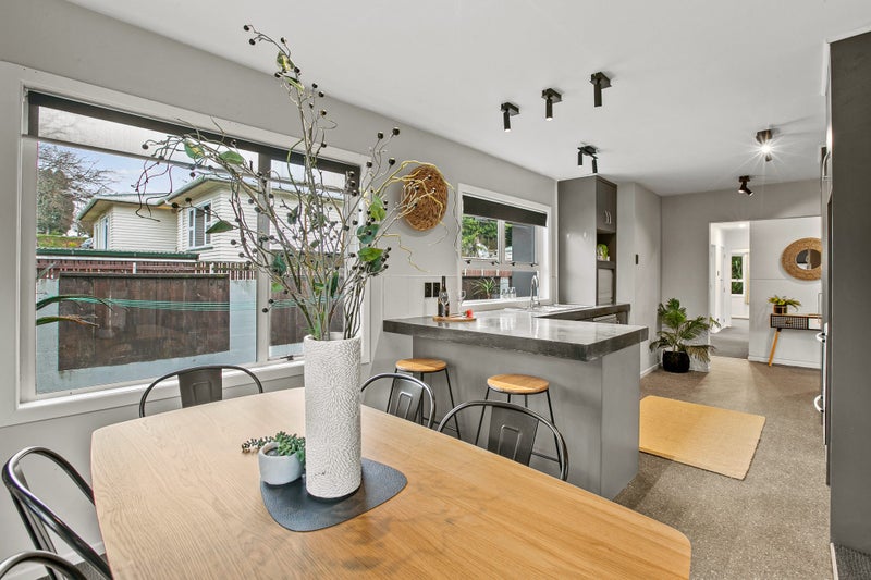 9 Thames Street, Welbourn, New Plymouth - Carousel 1