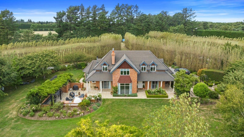 481 Halkett Road, Christchurch - Carousel 1