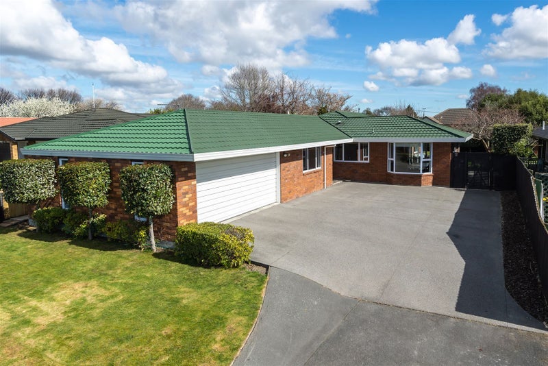 46 Regency Crescent, Redwood, Christchurch - Carousel 2