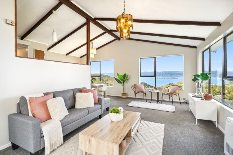 20 Gurkha Crescent, Khandallah, Wellington - Carousel 1