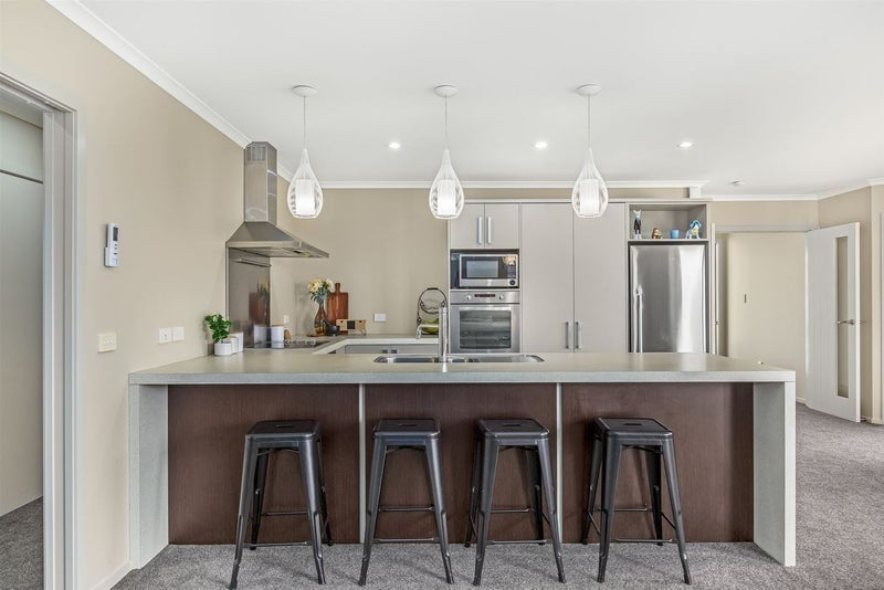 17 Tongariro Drive, Aotea, Porirua - Carousel 2