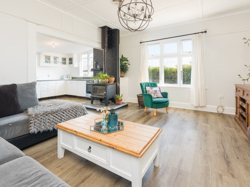 10 Brian Bary Street, Redwoodtown, Blenheim - Carousel 2