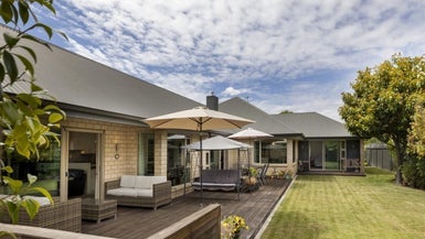 7 Rutledge Drive, Springlands, Blenheim - Carousel 1