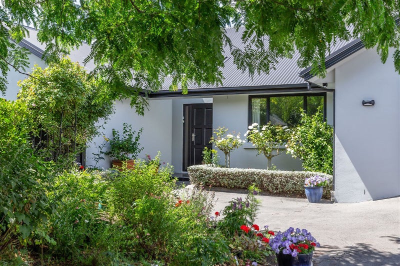 9 Seclusion Lane, Parklands, Christchurch - Carousel 2