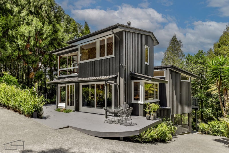 33 Kauri Loop Road, Oratia, Auckland - Carousel 1