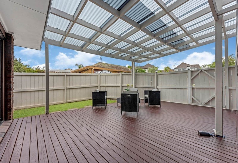 1/16 Parramatta Place, Botany Downs, Auckland - Carousel 2