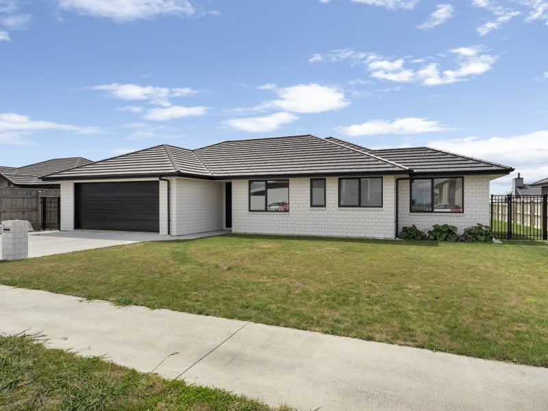 11 Longstaff Drive, Bell Block, New Plymouth - Carousel 2