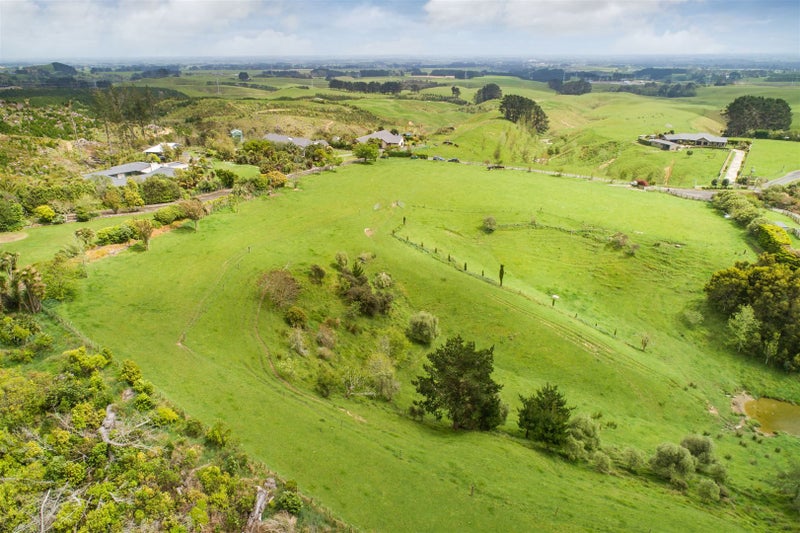 41 Guyland Drive, Turitea, Palmerston North - Carousel 5