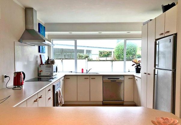 52 Wairere Road, The Gardens, Auckland - Carousel 2