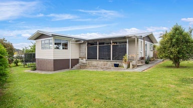 54 Paramount Parade, Tikipunga, Whangarei - Carousel 1