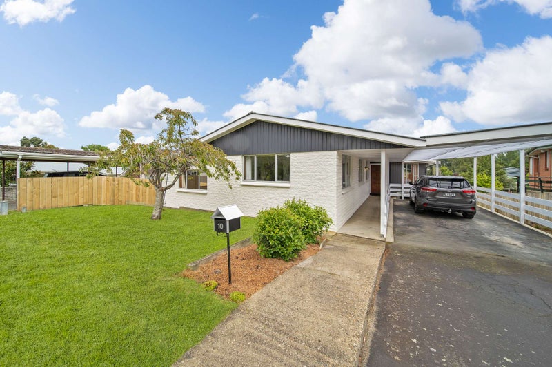 10 Gebbie Street, Kinmont Park, Mosgiel - Carousel 2
