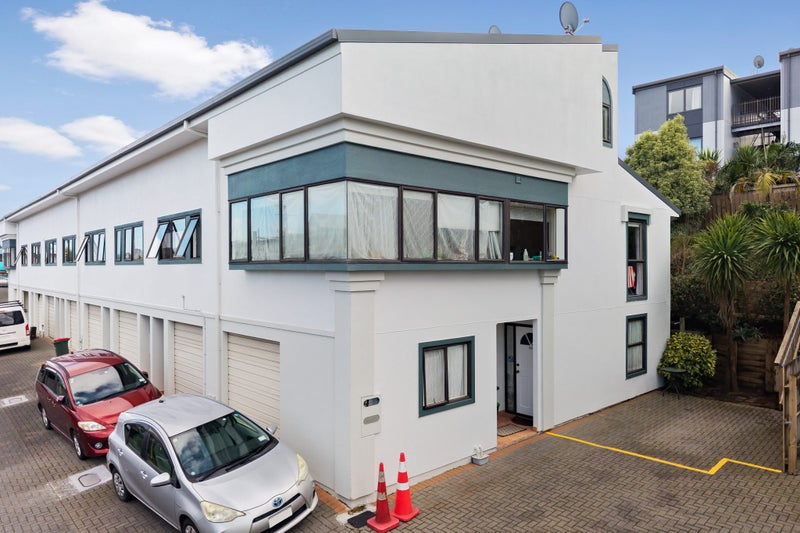 39/22A Willcott Street, Mount Albert, Auckland - Carousel 2