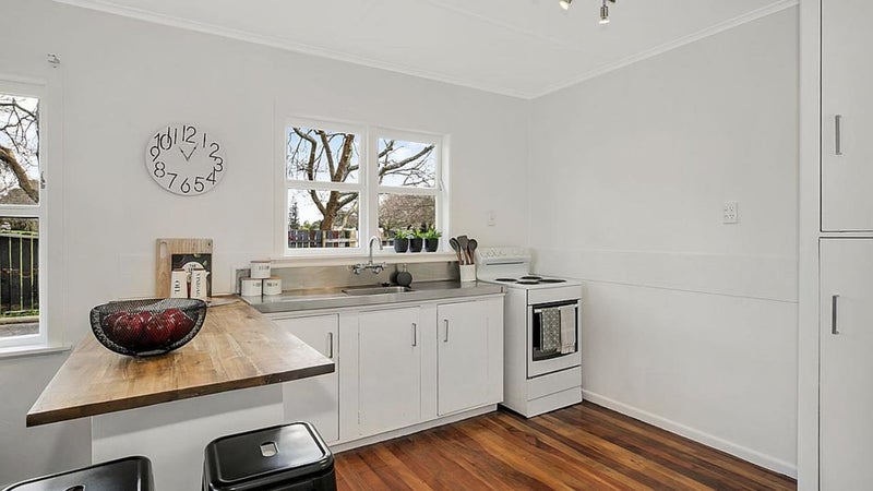 49 Frank Grey Place, Otahuhu, Auckland - Carousel 1